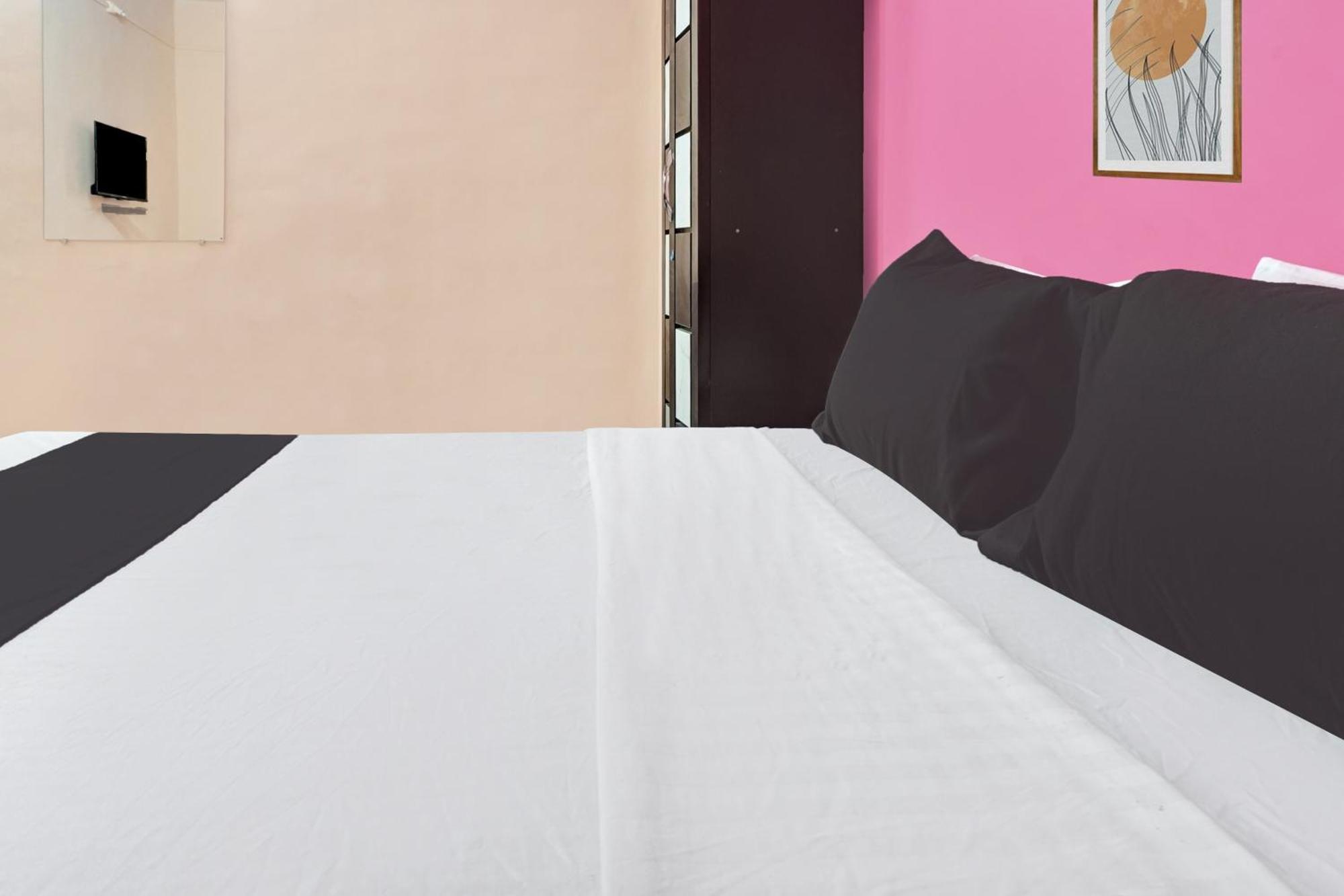 Hotel O Sky 7 Lodge Pimpalwandi Eksteriør billede